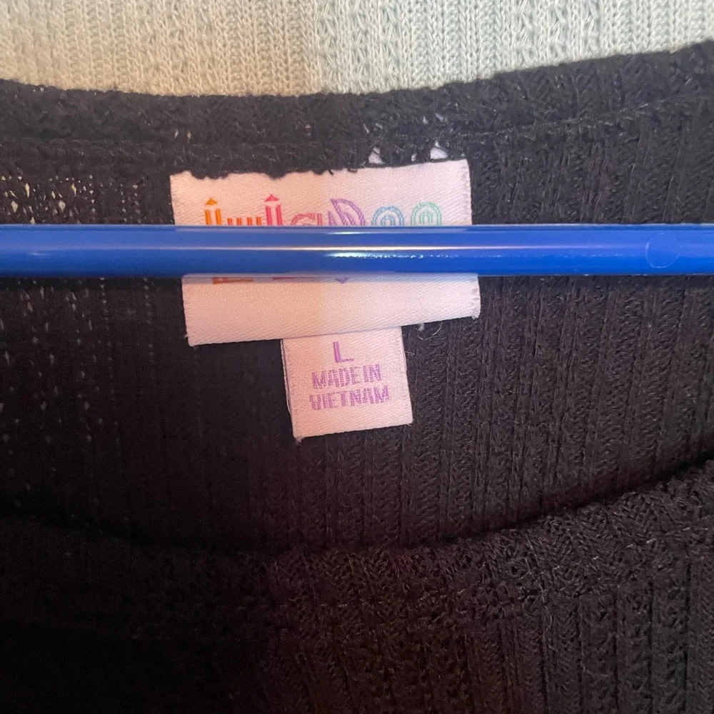 LuLaRoe Short Sleeve Tops - Black, White, Purple - Picture 5 of 7